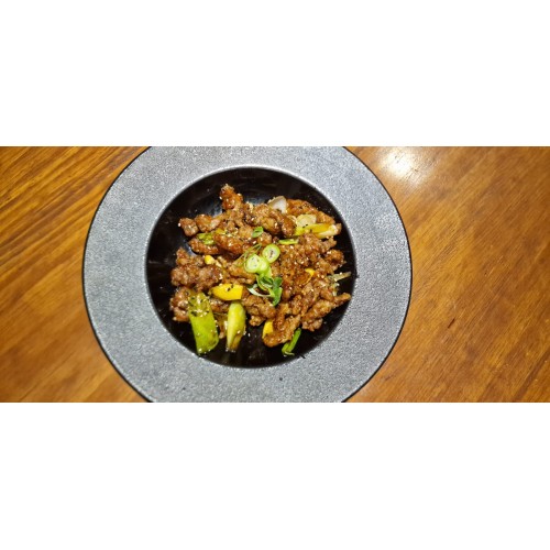 Chiribifu Beef: Ternera crujiente caramelizada con jengibre